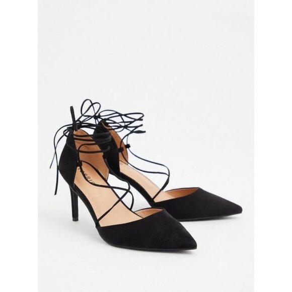 Torrid Women's Black Lace-Up Pointed Toe Pumps one sting is broken 12ww extra wi - Picture 1 of 13